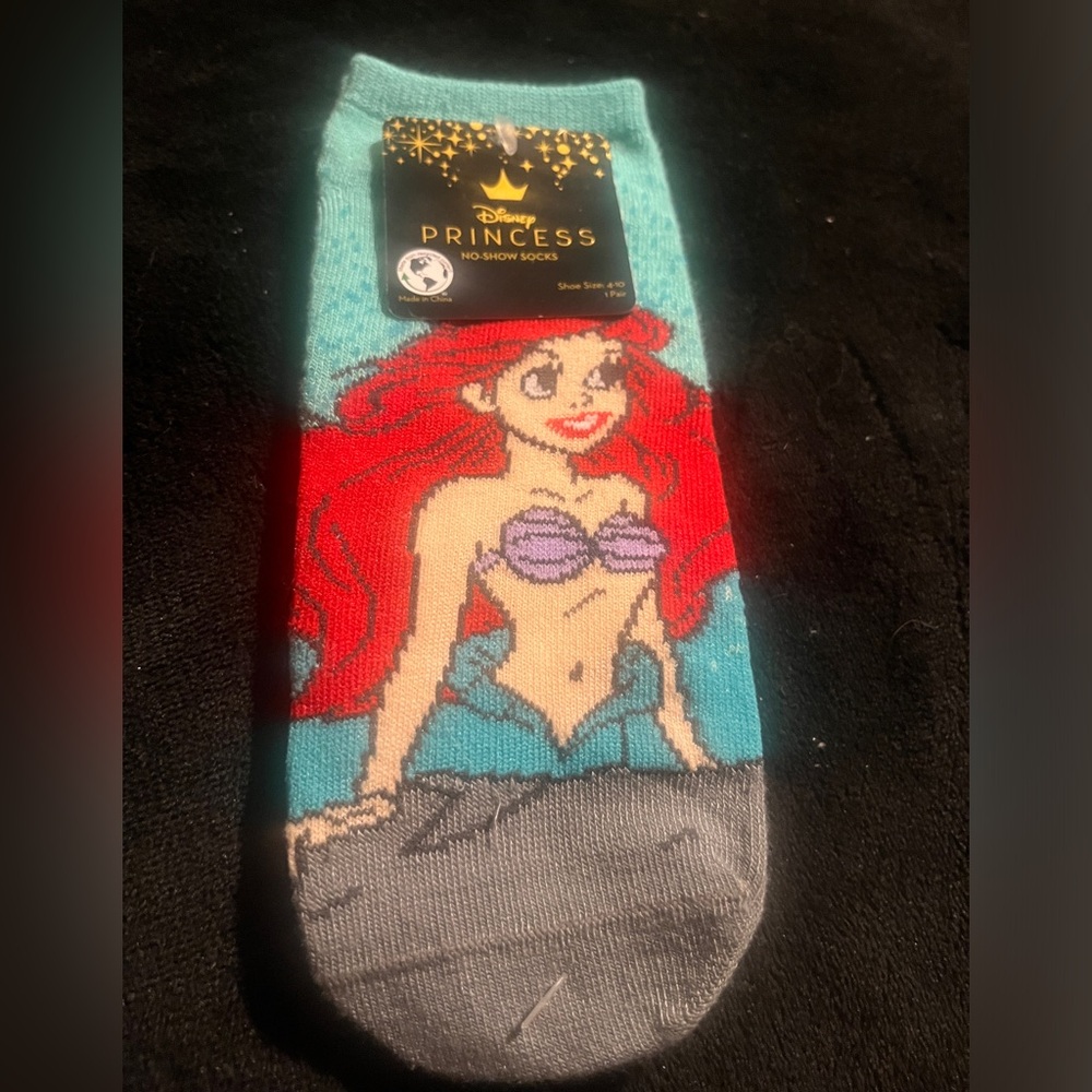 Disney Princess Little Mermaid Girls Socks size 4-10 1- Pair . NWT